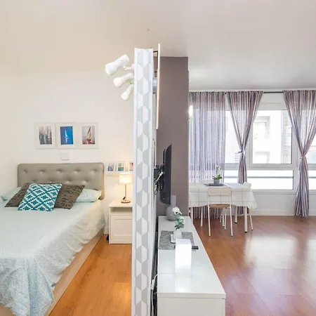 Lujan Playa Canteras 아파트